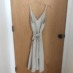 Linen dress.